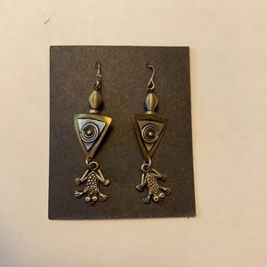 NWT Folk art two tone earrings